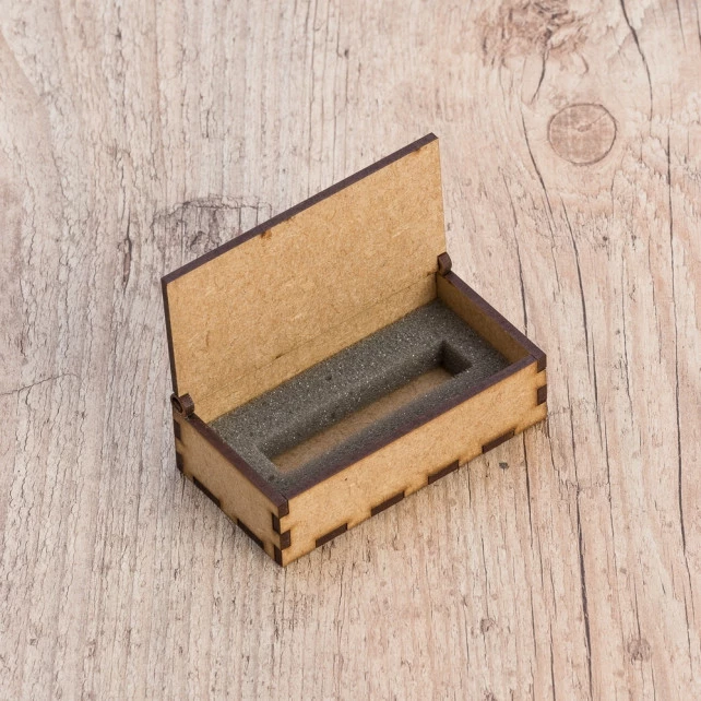 CAIXA PARA PEN DRIVE EM MDF TAMPA EM MDF 13570 