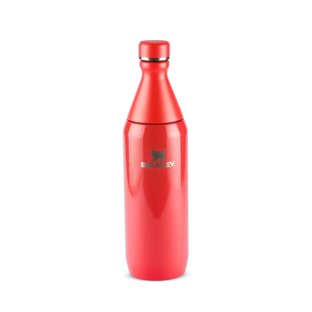 Garrafa Térmica Slim Bottle Hot Coral Gloss Stanley | 591ml