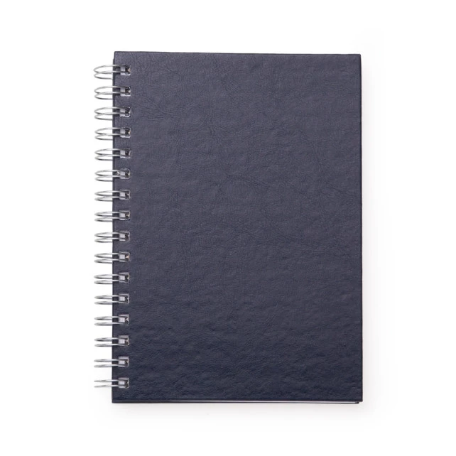 CADERNO PEQUENO DE COURO SINTÉTICO