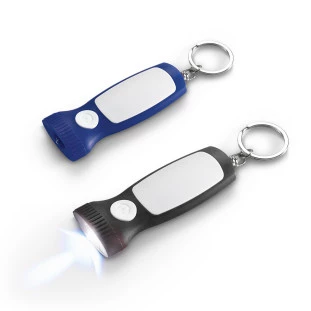 Chaveiro com Led CLEAT. 