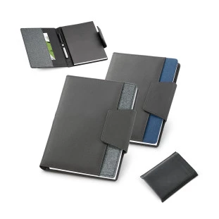 Caderno Com Capa Removível Em Tecido Sintético Tipo Couro Com Fecho Magnético RUSSEL.