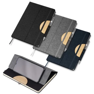 Caderno Capa em RPET e detalhe em Bambu