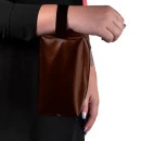 NECESSAIRE C/ ALÇA EM MATERIAL SINTÉTICO - MARROM